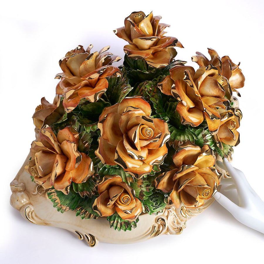 Capodimonte centerpiece with roses