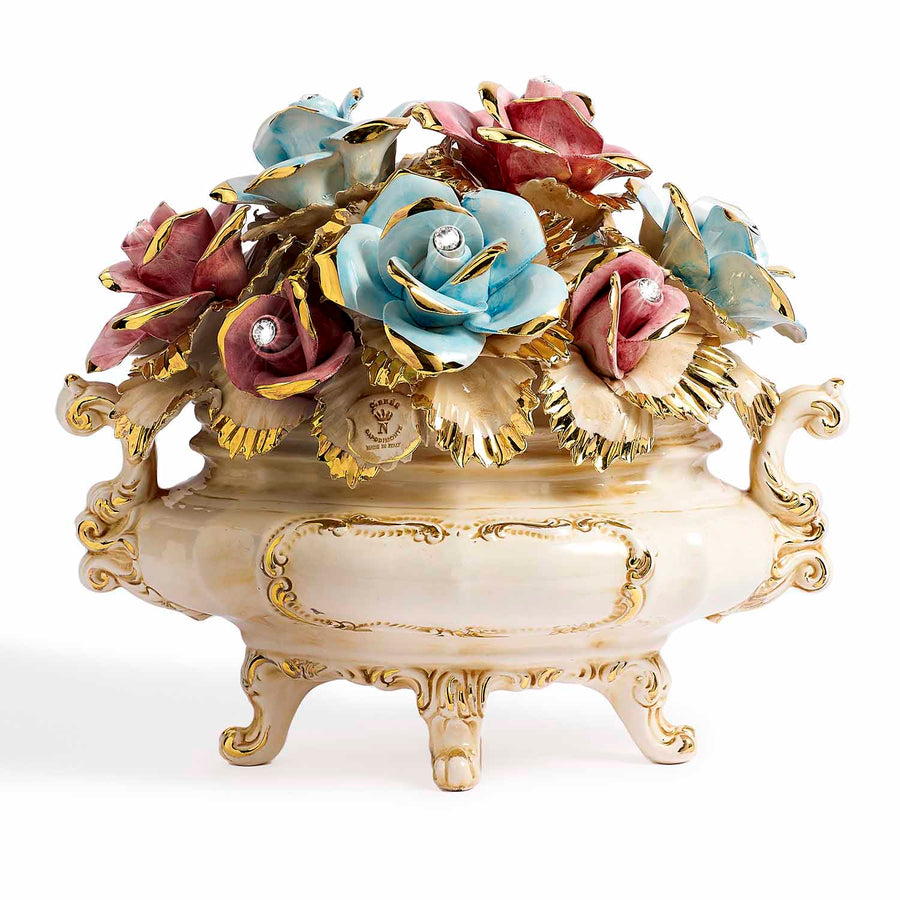 Capodimonte centerpiece with two-tone roses