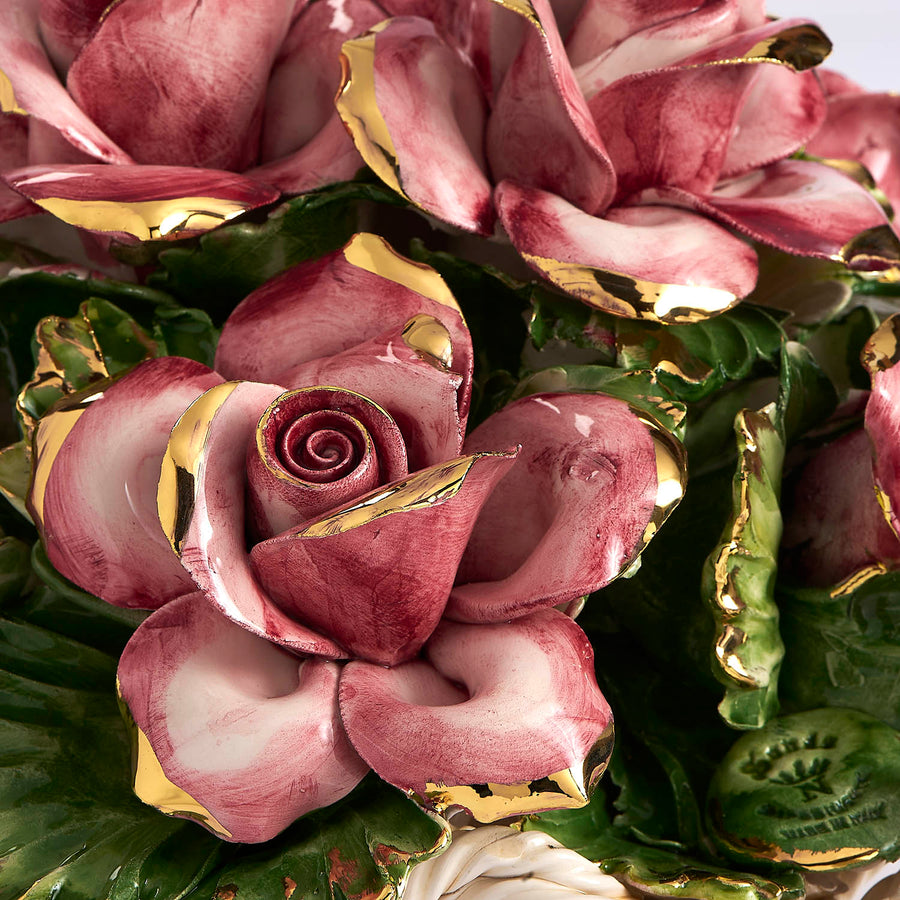 Capodimonte centerpiece with roses